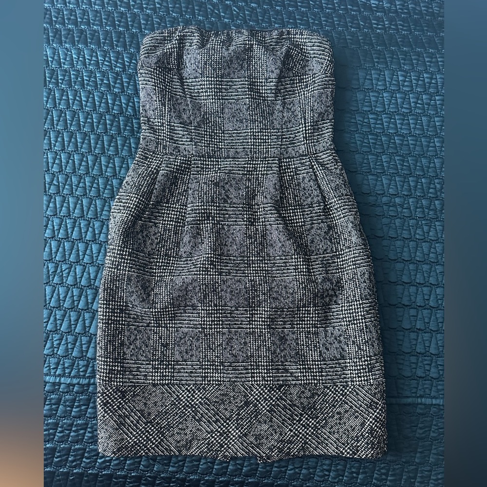 Express strapless dress size 4 worn once